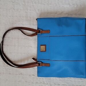 Dooney & Bourke Blue Shoulder Bag 👜